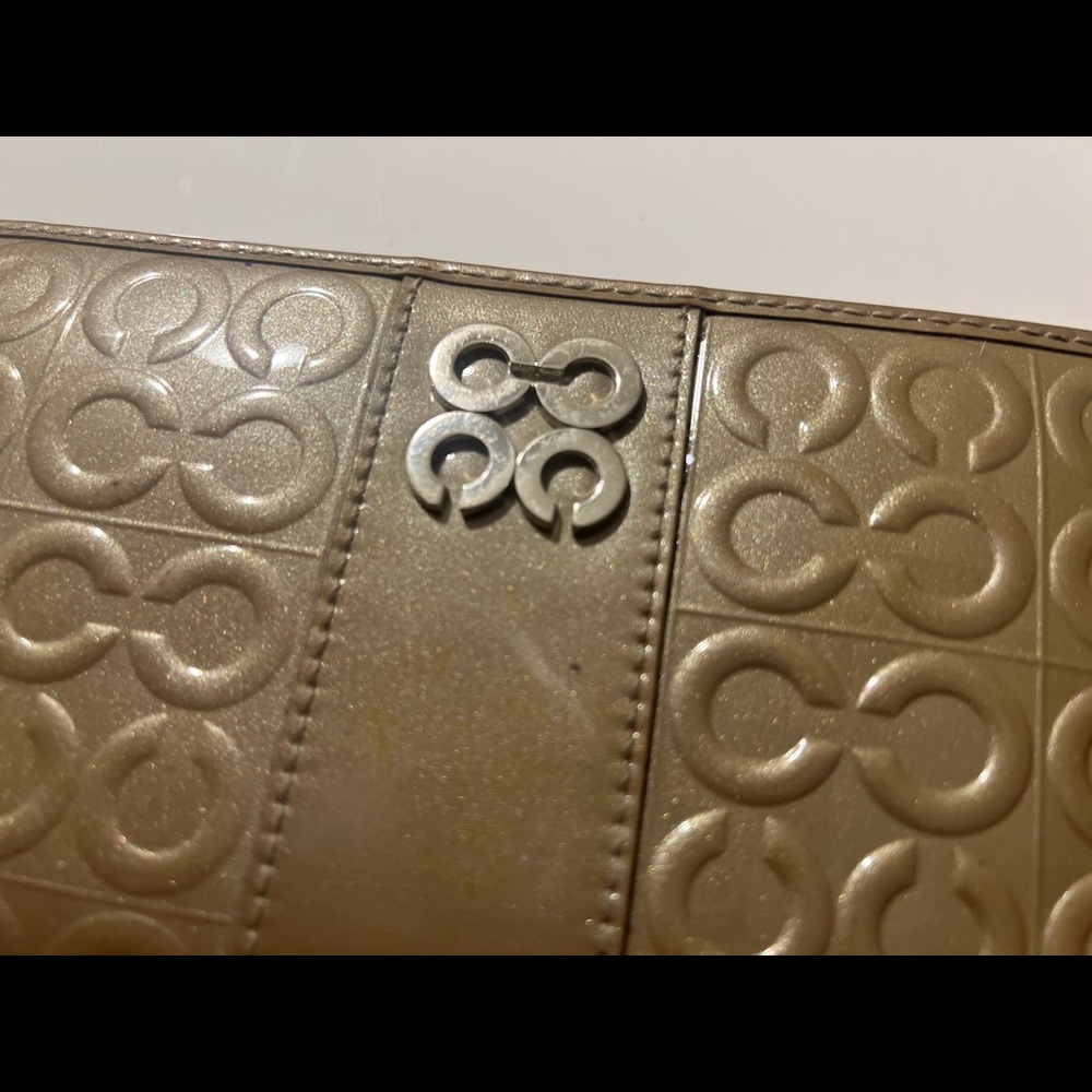 Coach Wallet - Picture 4 of 4